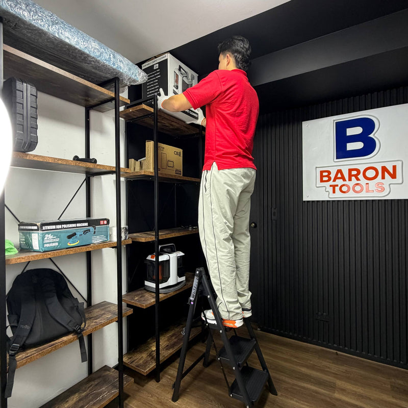 Escalera Plegable 4 Peldaños en Aluminio · Soporta 150kg · Antideslizante y Compacta · Garantía 1 año foto 2