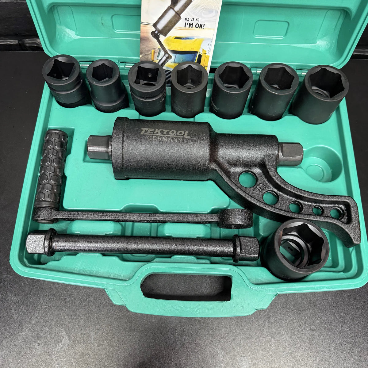 Multiplicador de Fuerza TEKTOOL 4.800 N·m — Afloja Tuercas de Camión y Maquinaria sin Aire ni Electricidad | 8 Copas y Maletín - Kit completo