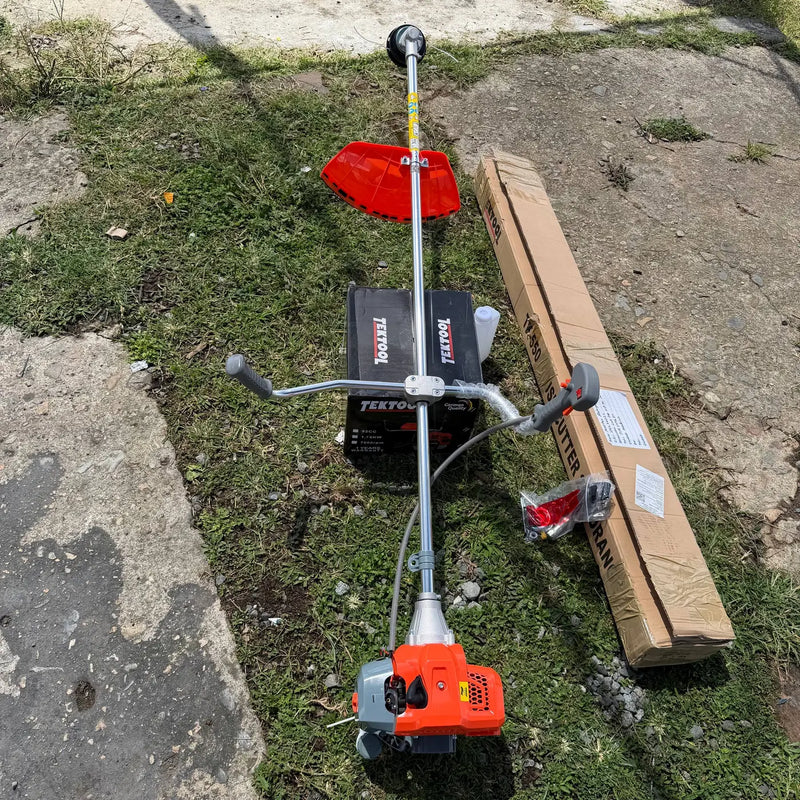 Guadaña Desbrozadora TEKTOOL TK-550 a Gasolina 52cc — 1.75 kW y 7.000 RPM | Manillar Tipo Bicicleta y 1 Año de Garantía foto 5