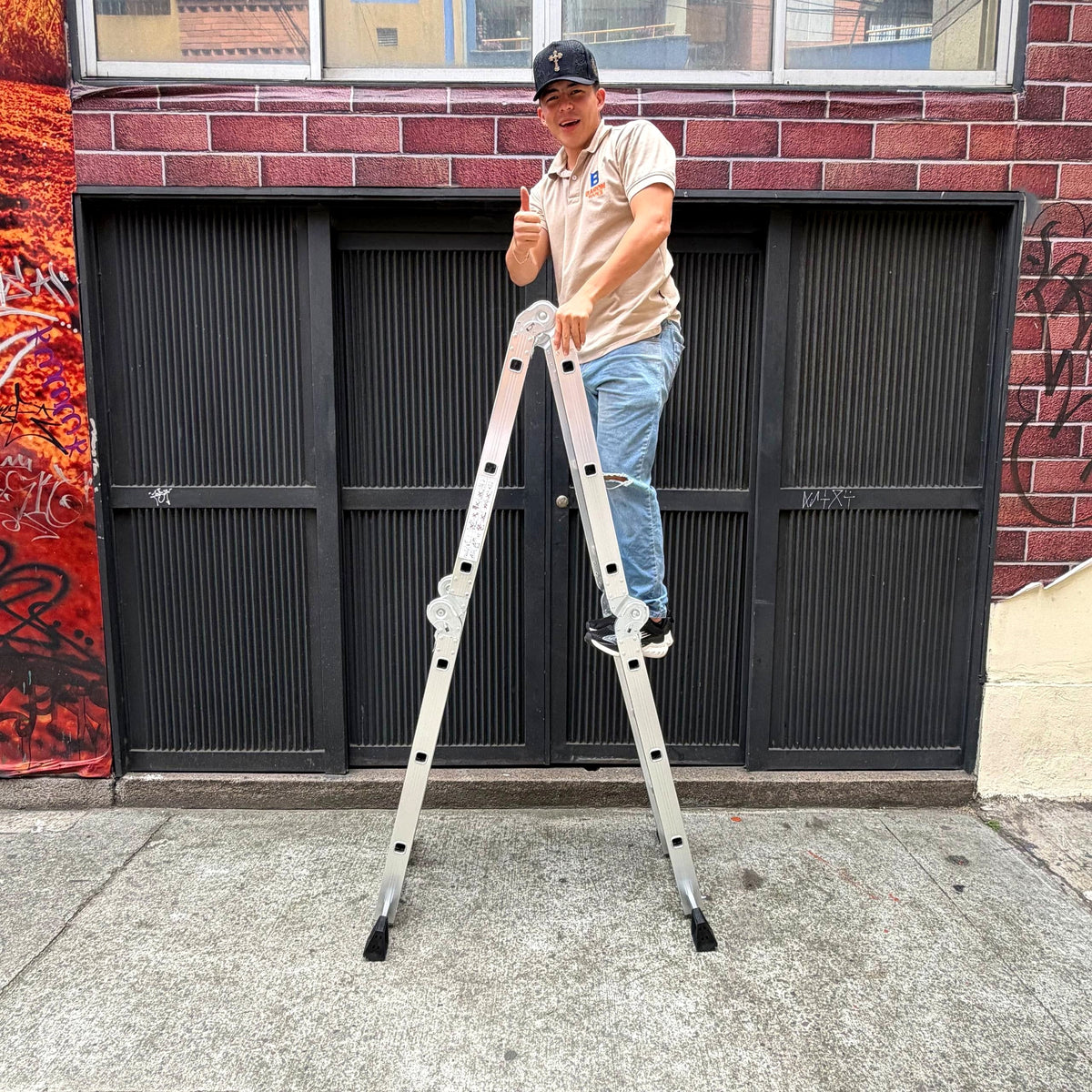 Escalera Multiposiciones de Aluminio Reforzado — 12 Pasos - 7