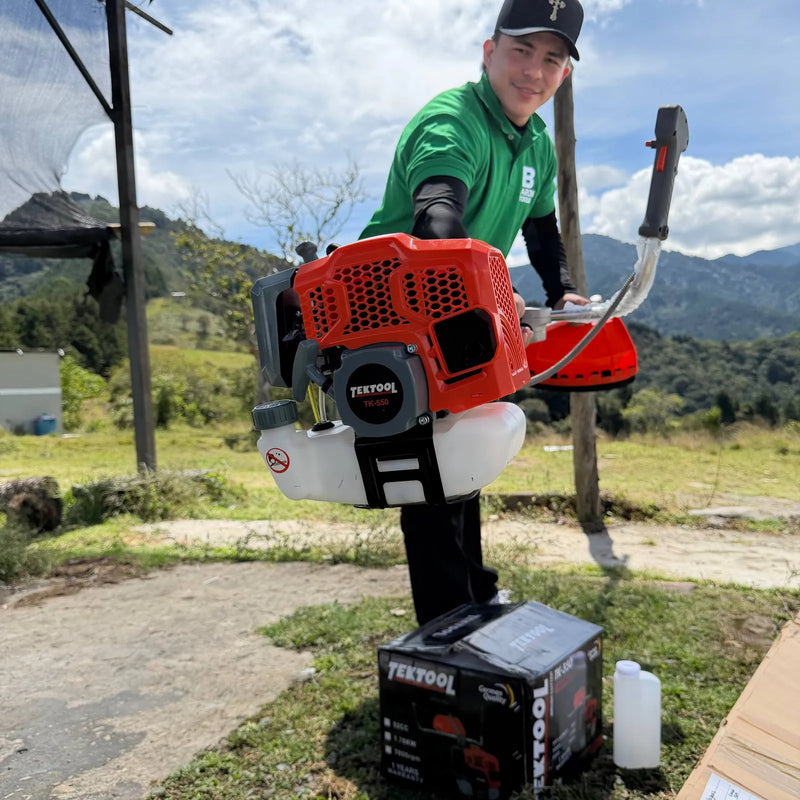 Guadaña Desbrozadora TEKTOOL TK-550 a Gasolina 52cc — 1.75 kW y 7.000 RPM | Manillar Tipo Bicicleta y 1 Año de Garantía foto 10