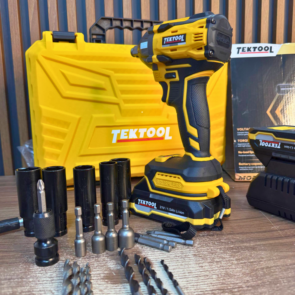 Llave de Impacto Inalámbrica TEKTOOL TK-6300 21V Brushless – 300 N·m – 2 Baterías 1.5Ah + Maletín + Dados - 8