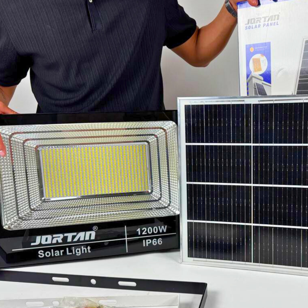 Reflector LED Recargable Solar 1200W – Grande y Potente 1 Año de garantia