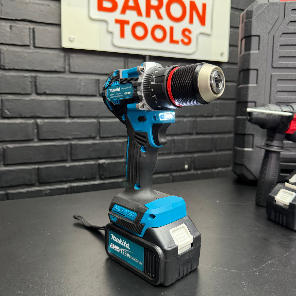 Combo tipo Makita 4 Herramientas Brushless 128V | Rotomartillo + Llave de Impacto + Taladro + Pulidora | 6 Baterías 5.0 Ah + 2 Cargadores | 6 Meses de Garantía - Kit completo