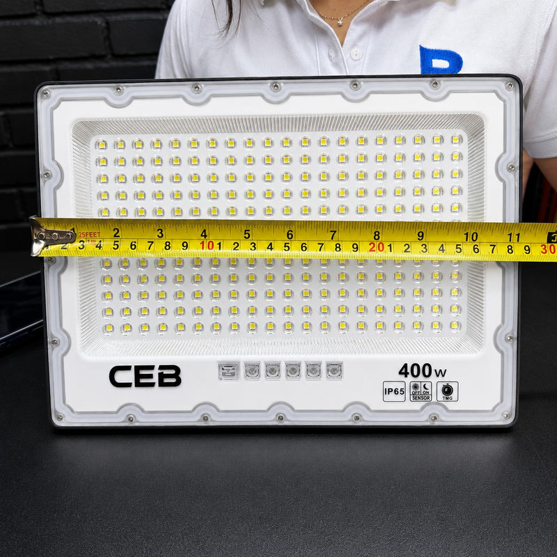 Reflector Solar CEB 400W Reales · Certificado RETILAP  · Garantía 2 años - Medidas Reales 1