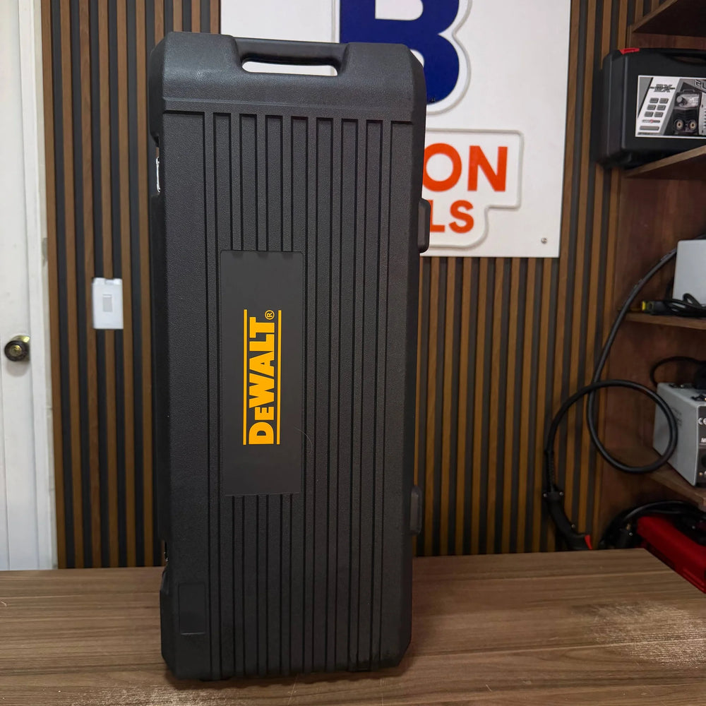 Demoledor tipo DeWALT (Martillo Demoledor) 50J – 2500W - vp - 15