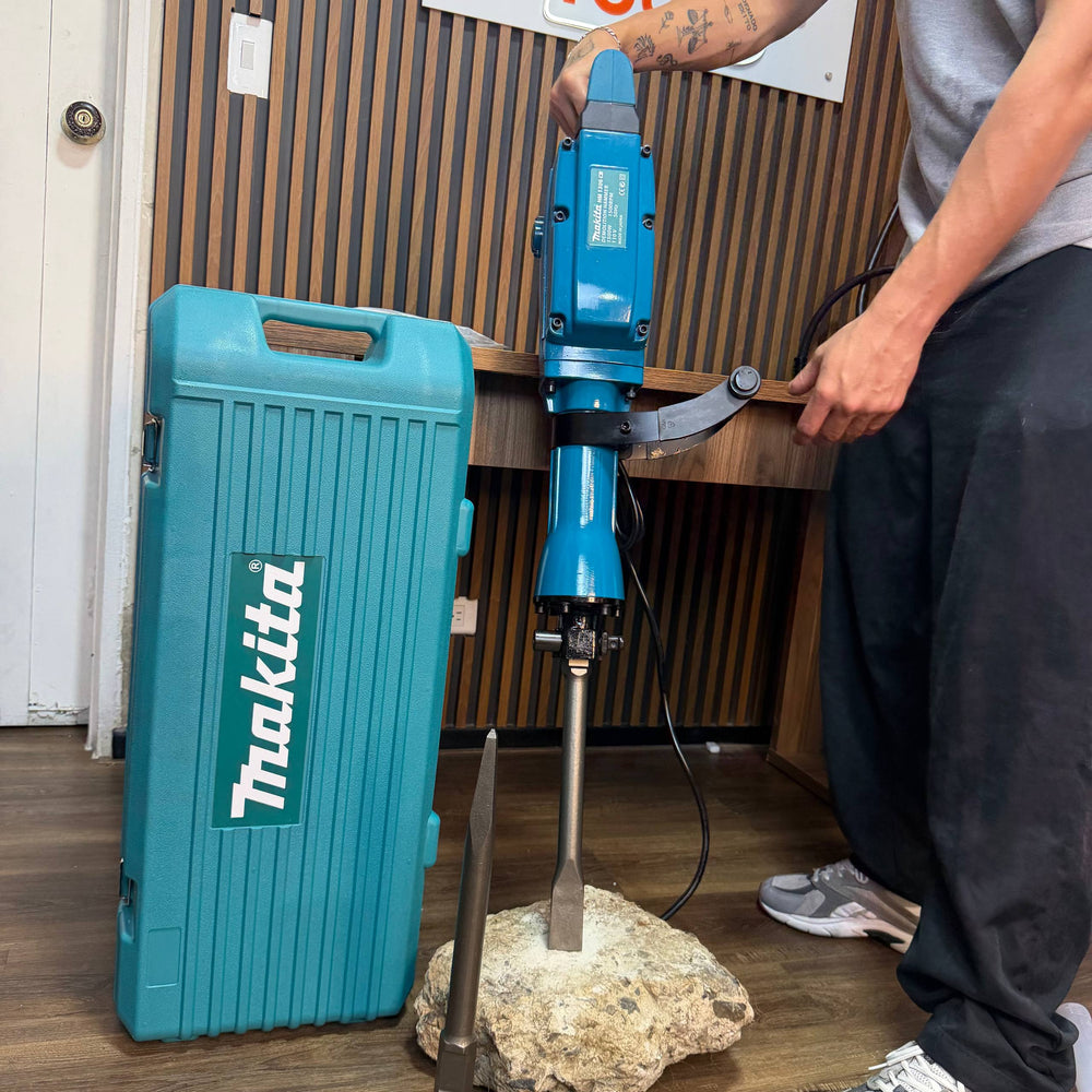 Demoledor Eléctrico Makita50J – 2500W | 1500 BPM + Estuche + 2 Puntas - vp - 11