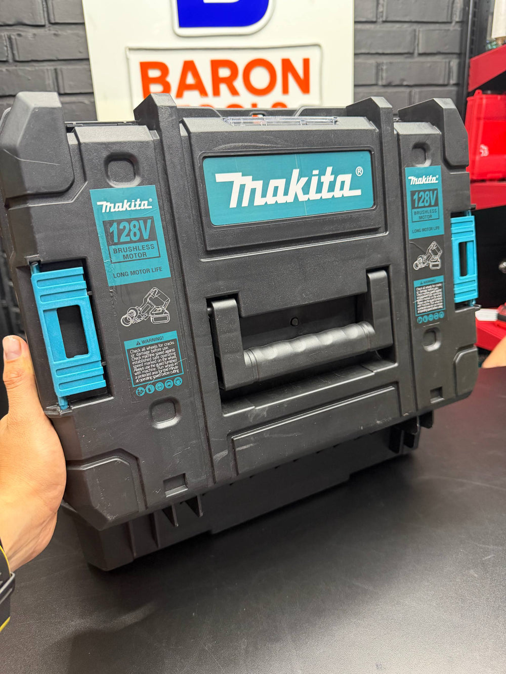 Llave de Impacto Makita 900 Nm Brushless 128V 1/2" — 2 Baterías 8.0 Ah | 1 Año de Garantía - 10